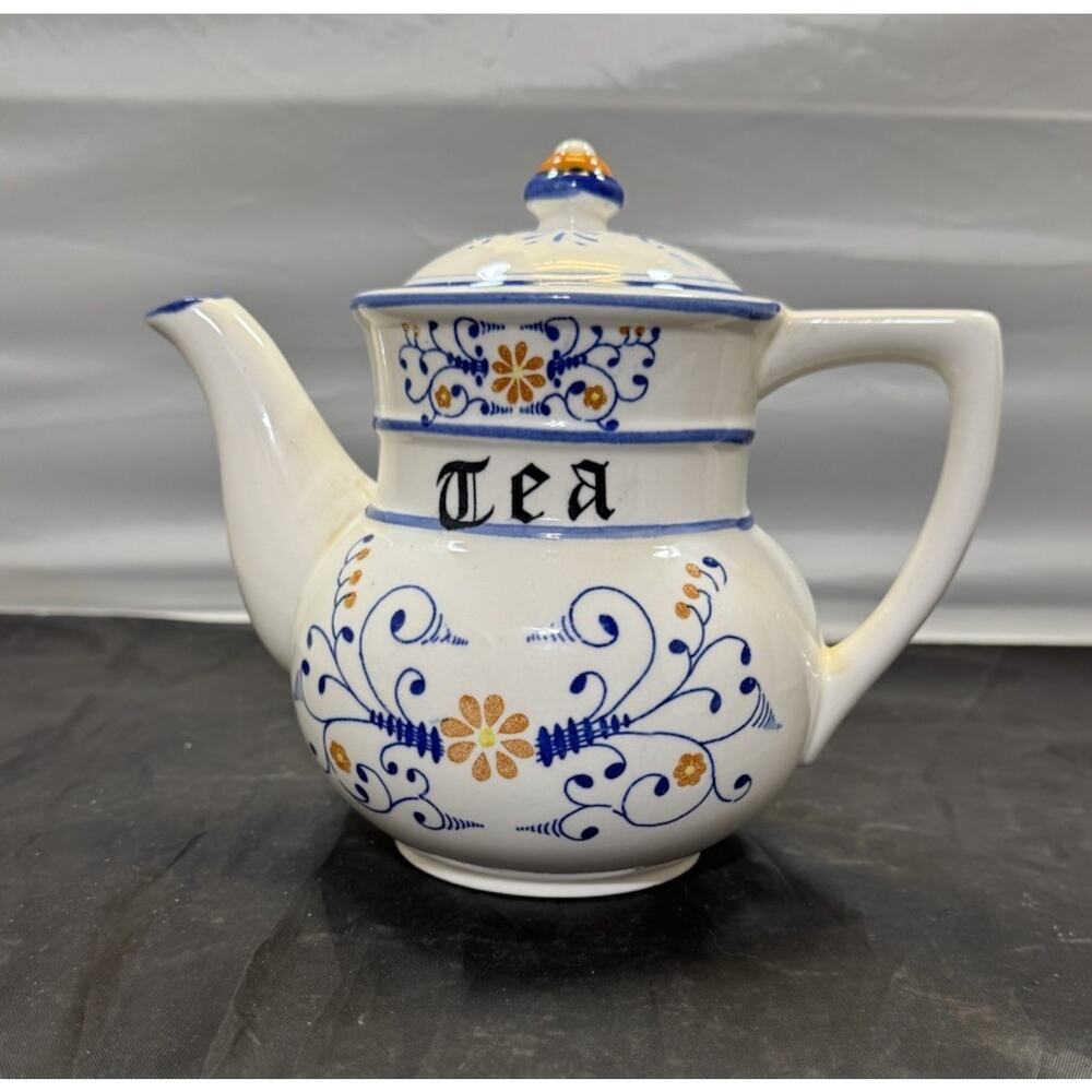 Vintage Royal Sealy Heritage Teapot Blue Onion Folk Art Japan MCM 4 Cup W/Lid